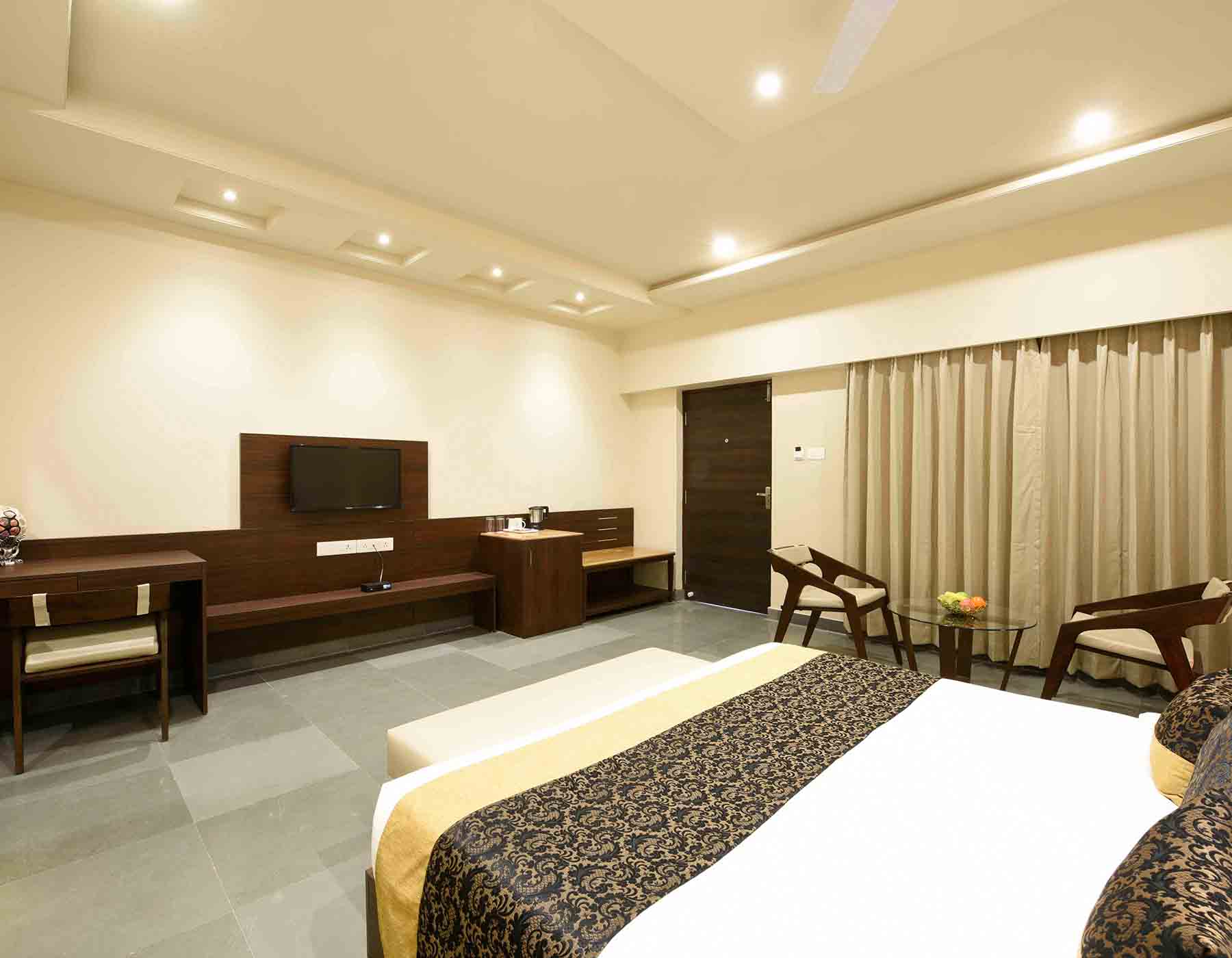 Kumbhalgarh Valley Resort room